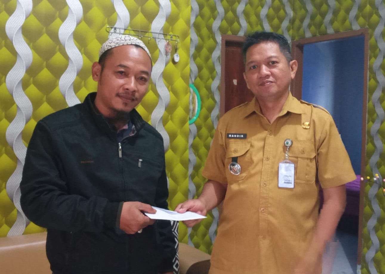 Wahed Pertanyakan Transparansi Desa Jambangan, Camat Besuk Angkat Bicara