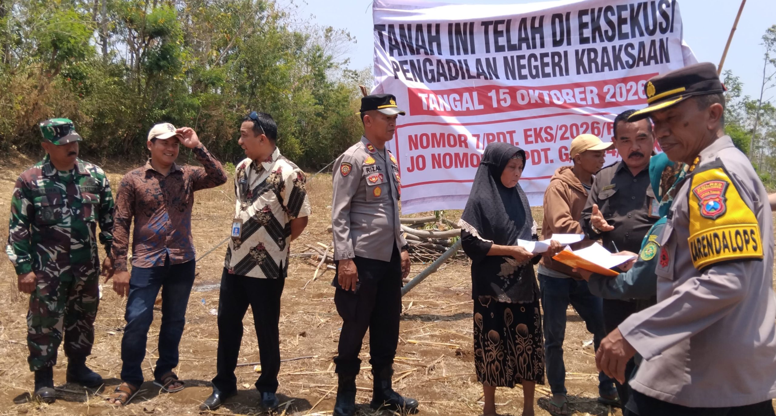Huda, Advokat Kondang Probolinggo, Menangkan Perkara Tanah di Kuripan, Eksekusi PN Kraksaan Berjalan Tanpa Perlawanan